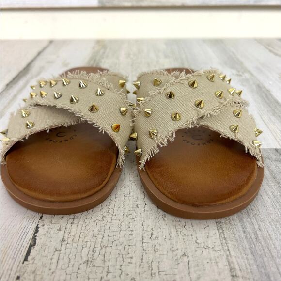 Shu Shop Women’s 7 Bertan Tan Gold Studded Slip-On Flat Sandals New Boho - Picture 3 of 7